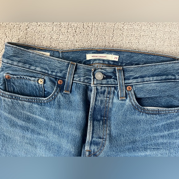 Levi’s wedgie straight jeans - Picture 2 of 5